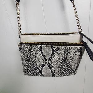 Mossimo 3 compartment purse with animal print